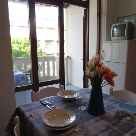 아파트 Comfy Seafront Apartment-beahost 비비오네