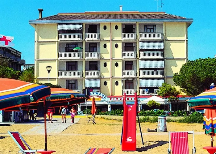 Appartamento Comfy Seafront Apartment-beahost