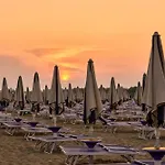 Apartment Comfy Seafront Apartment-beahost Bibione