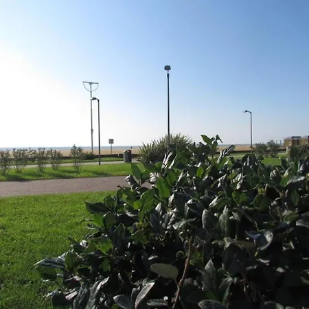 Comfy Seafront Apartment-beahost Lägenhet Bibione