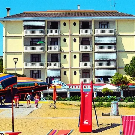 דירה Comfy Seafront Apartment-beahost