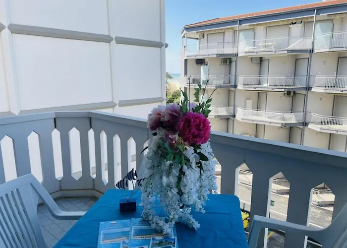 Comfy Seafront Apartment-beahost Bibione